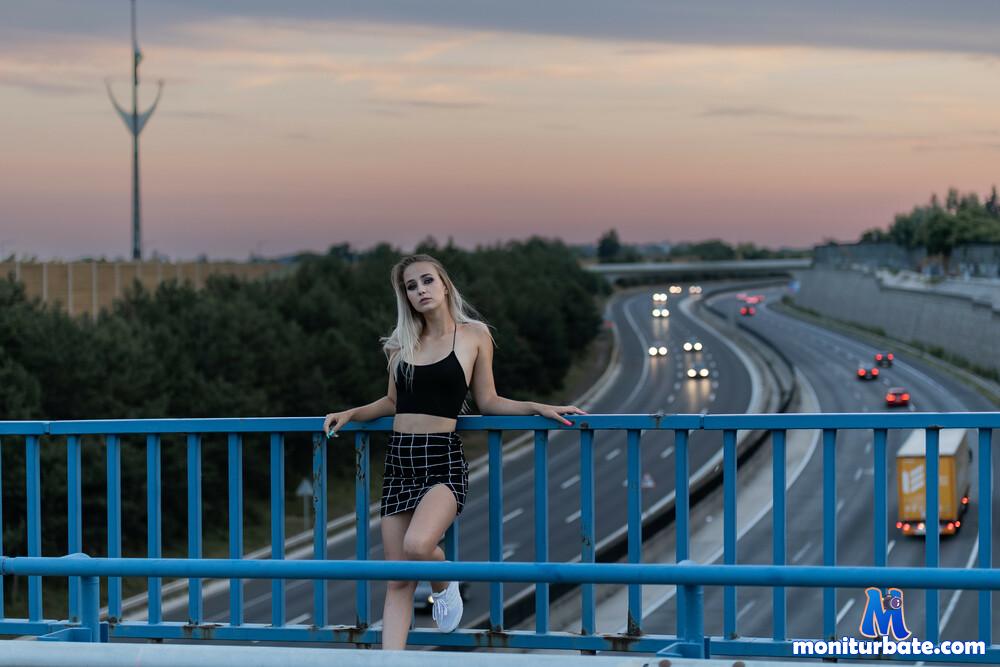 amyrea18 camsoda livecam performer profile