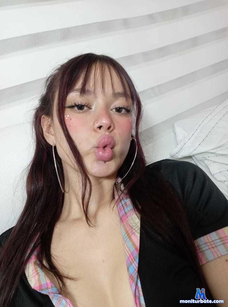 mia-scott-1 Camsoda performer 