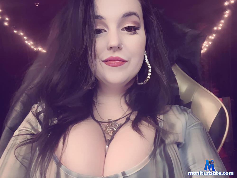 spoiledivory camsoda livecam performer profile