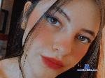 cintyaleiner Camsoda livecam show performer room profile