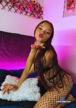 bunnysophixxx Camsoda livecam show performer room profile