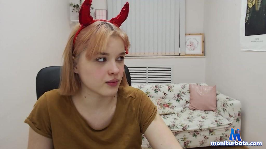 astoriaprettyy Camsoda performer 