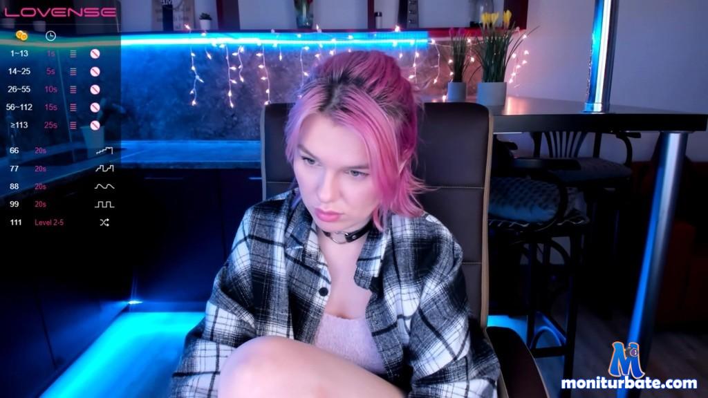 elsa-nilsson camsoda livecam performer profile