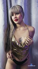 evelynflowers Camsoda livecam show performer room profile