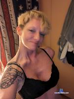 lilbit41 Camsoda livecam show performer room profile