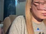 popthabubbles Camsoda livecam show performer room profile
