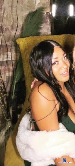 honeykisses4u camsoda livecam performer profile