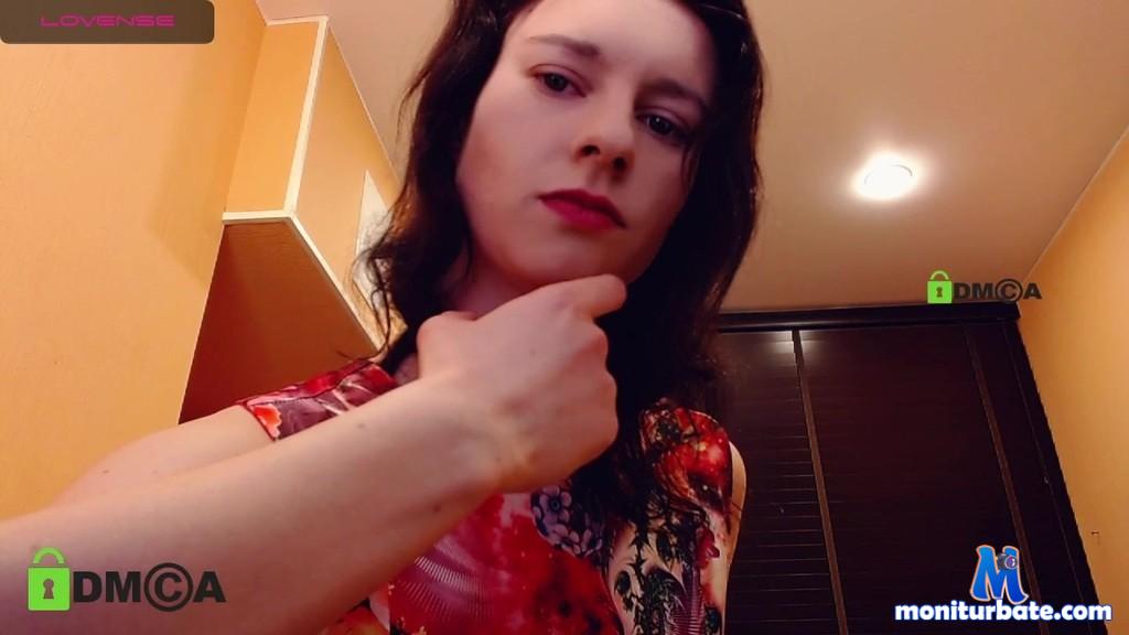 danaqueen Camsoda performer feet petite ass small-tits teen