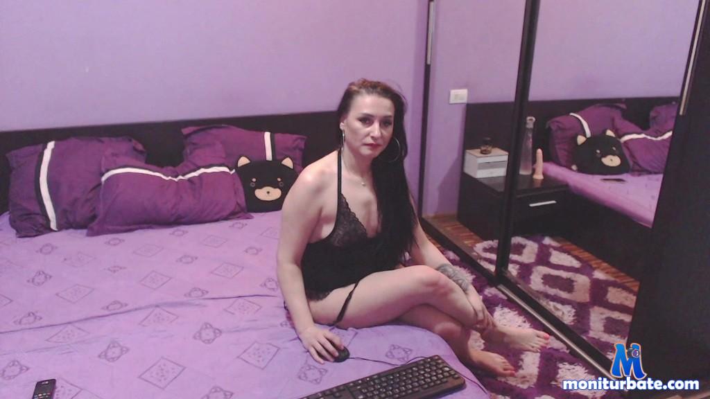 jennifermiriam camsoda livecam performer profile