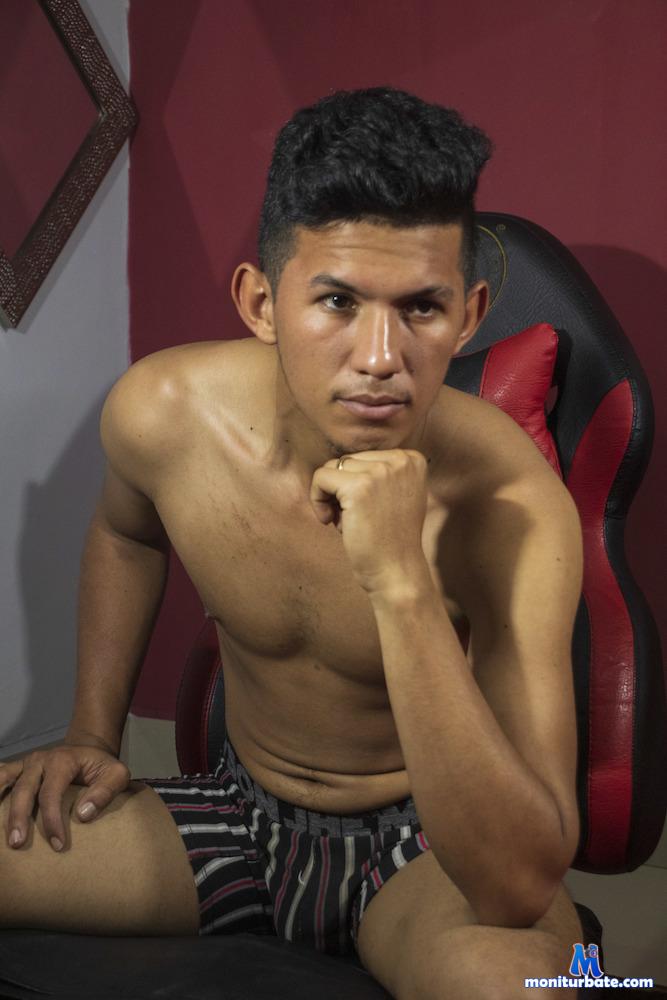 eliecerramirez camsoda livecam performer profile