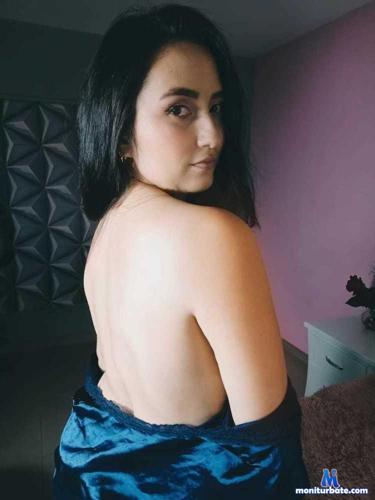 meegann-foxx1 camsoda livecam performer profile