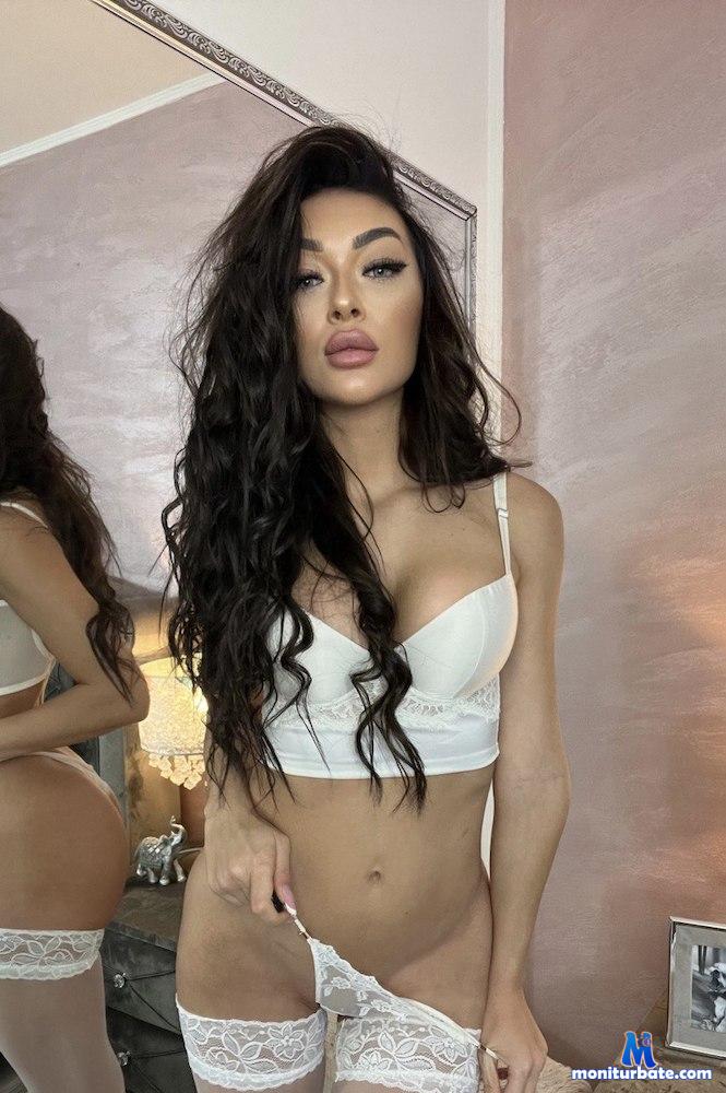 barbaramonn camsoda livecam performer profile