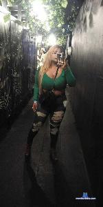 mile-kanee Camsoda livecam show performer room profile