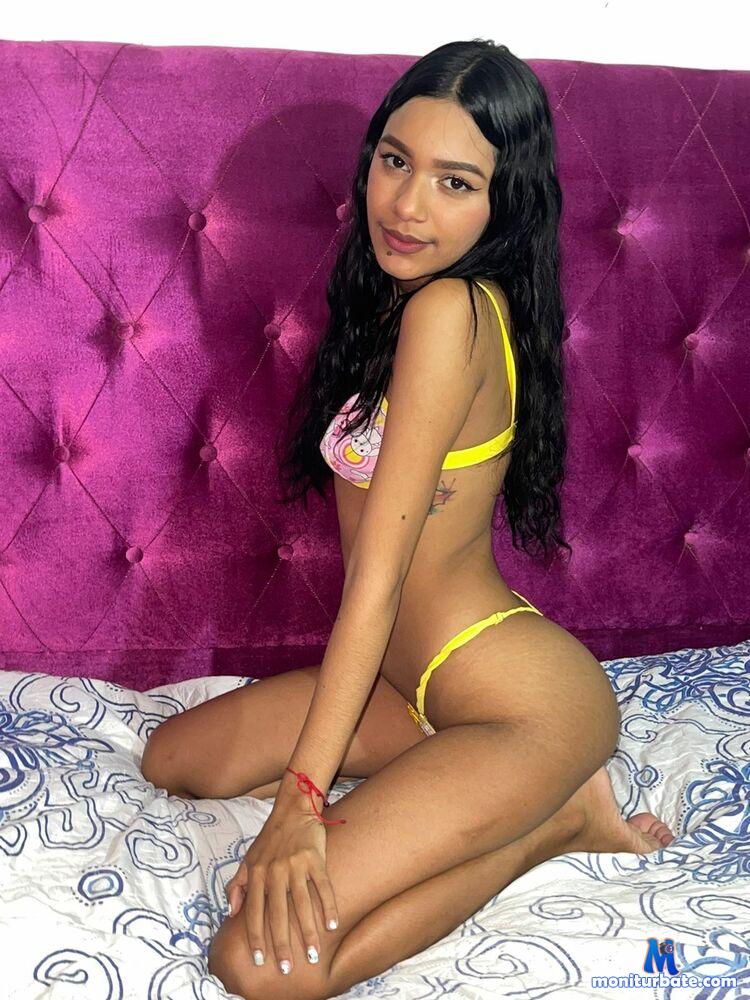 kathalinaapalvin camsoda livecam performer profile