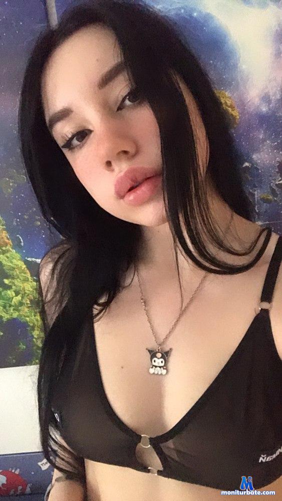 earlyengel camsoda livecam performer profile