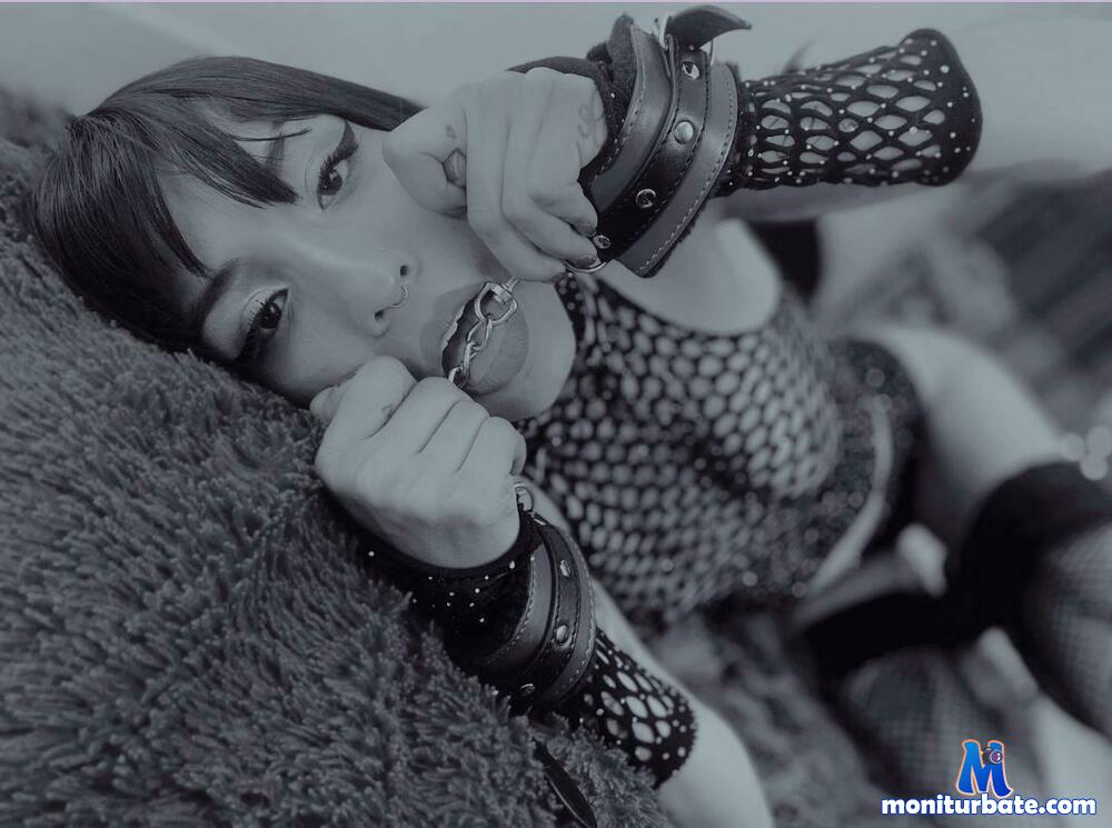 samantha-stonee camsoda livecam performer profile