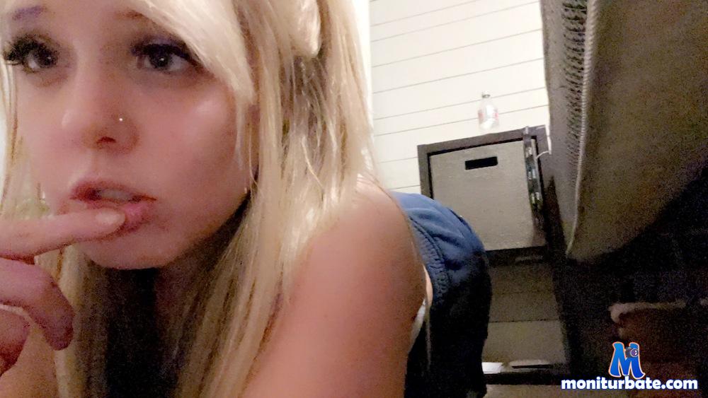 babykate18 Camsoda performer 