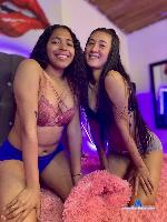 derlyandcristal Camsoda livecam show performer room profile