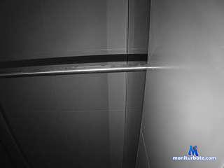 voyeurcam-casa-salsa-bathroom-9 camsoda livecam performer profile