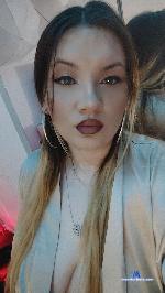 melaniebrown Camsoda livecam show performer room profile
