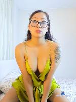adeligreedy Camsoda livecam show performer room profile