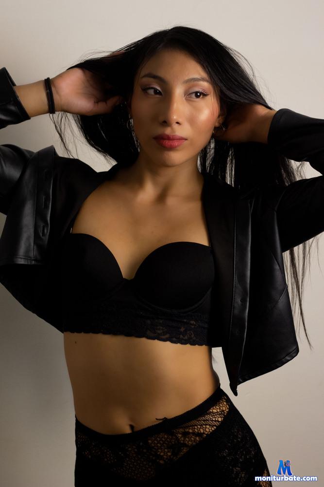 laurendallass camsoda livecam performer profile