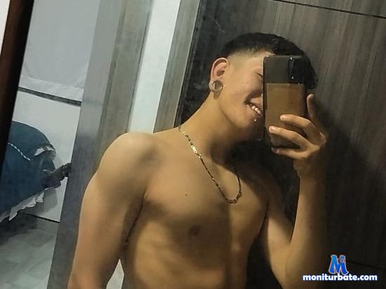 chiky50 camsoda livecam performer profile