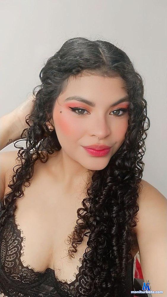 sofibakerr camsoda livecam performer profile