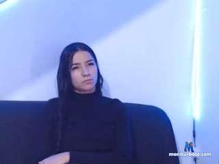 kristal-water Camsoda performer 