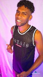 rohtt-higgs Camsoda livecam show performer room profile