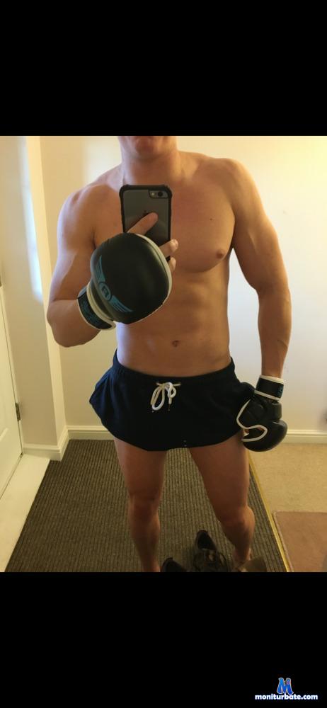 lukejs94 camsoda livecam performer profile