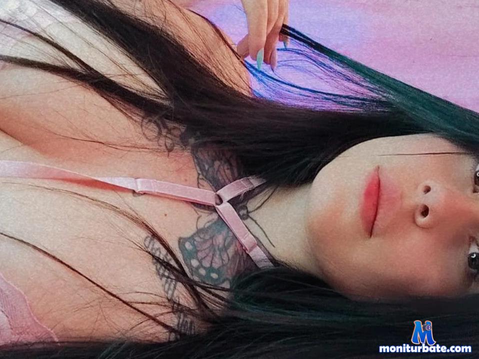 lale-1 camsoda livecam performer profile