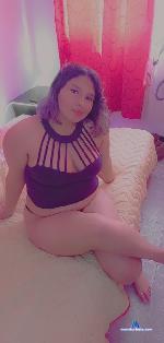 mylenytahott Camsoda livecam show performer room profile