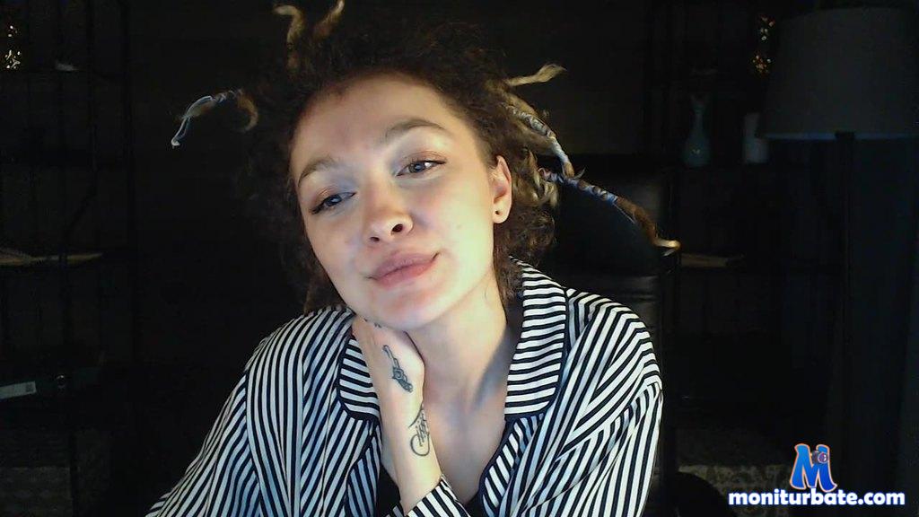 rubylei Camsoda performer feet petite small-tits new college public tattoo massage dreadlocks exquisite