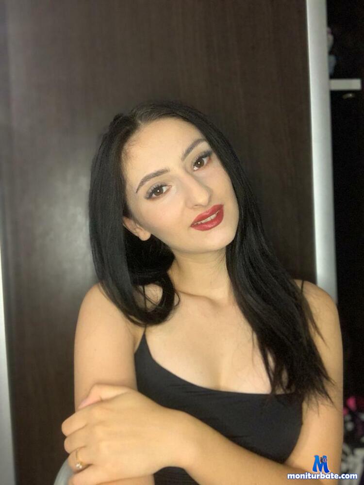 michellestaar camsoda livecam performer profile