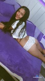 sophi-merry Camsoda livecam show performer room profile