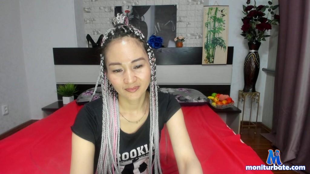ranlia camsoda livecam performer profile