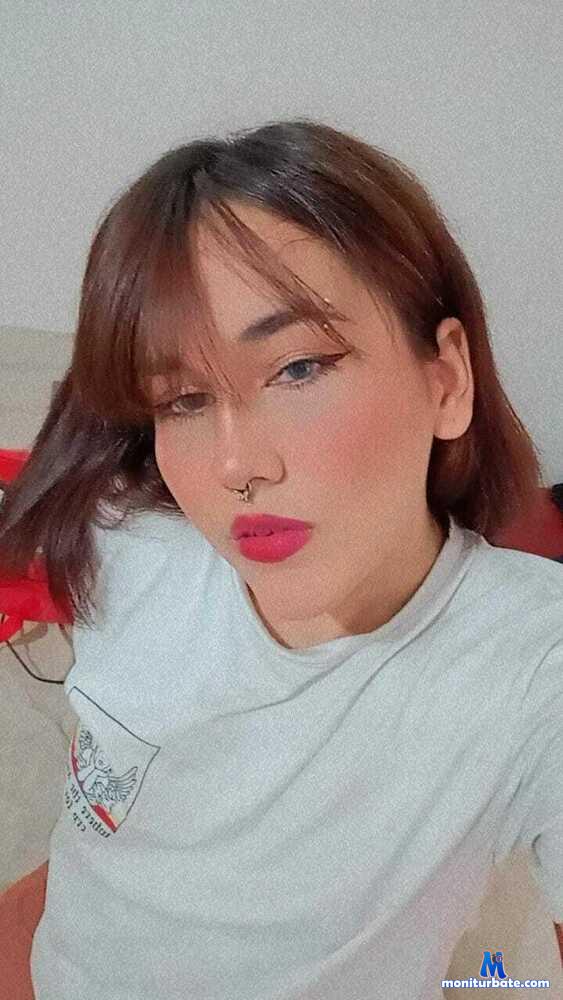 foxynaughty18 Camsoda performer 