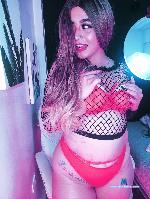 lesliered Camsoda livecam show performer room profile