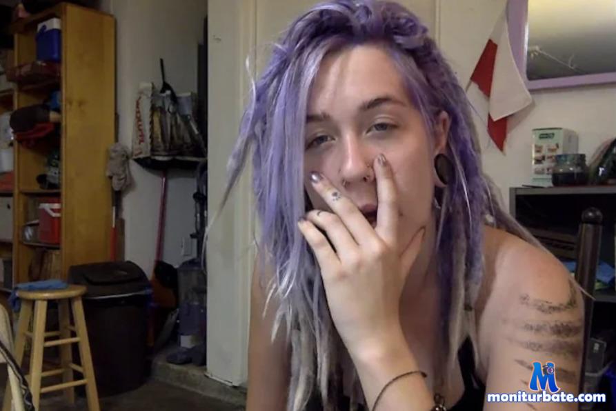 candidaxraven camsoda livecam performer profile