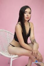 lucywest Camsoda livecam show performer room profile