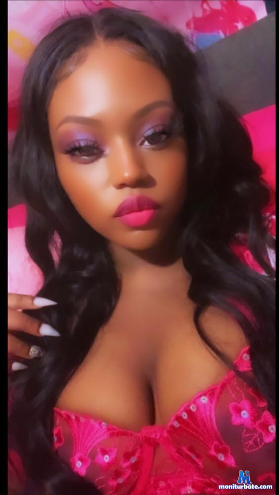 brownbunny5 camsoda livecam performer profile