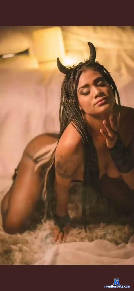 papaganster camsoda livecam performer profile