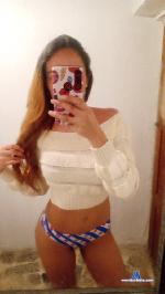 lia-black1 Camsoda livecam show performer room profile