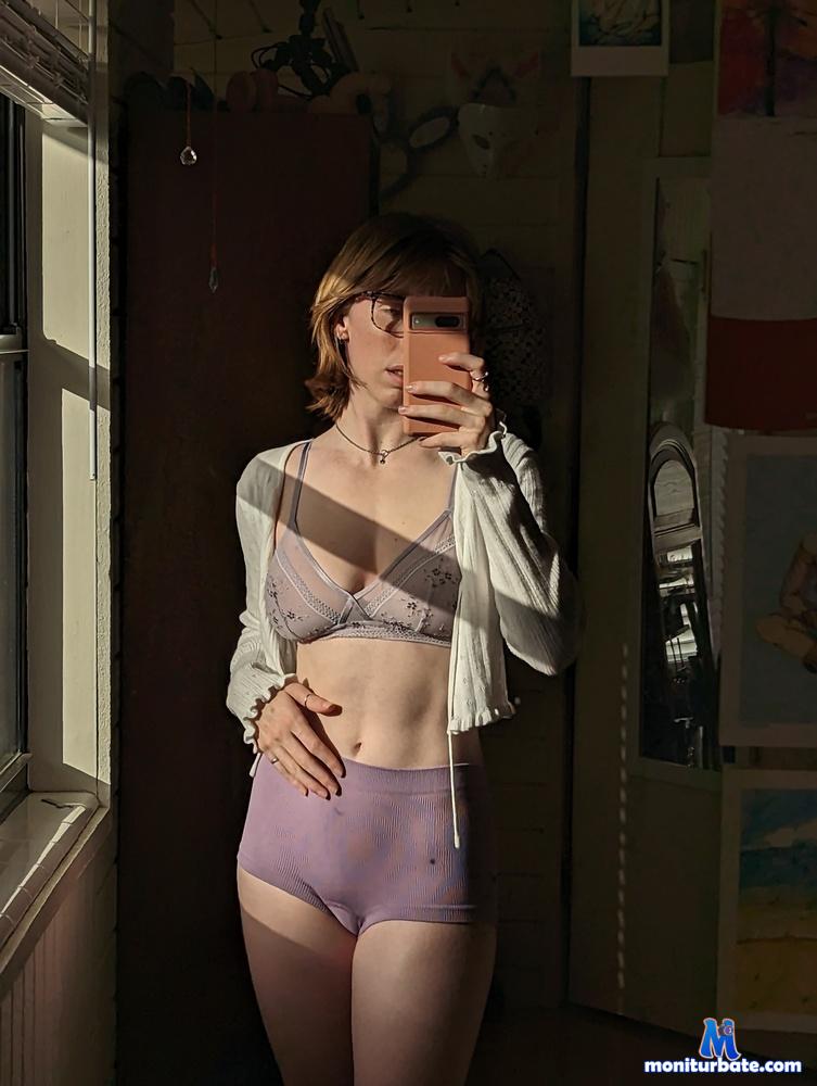 sleepyomega camsoda livecam performer profile