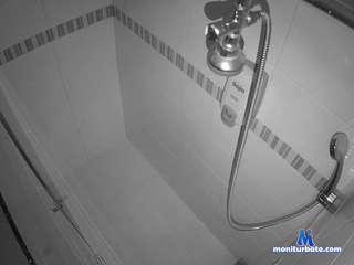 voyeurcam-jb-shower-2 camsoda livecam performer profile