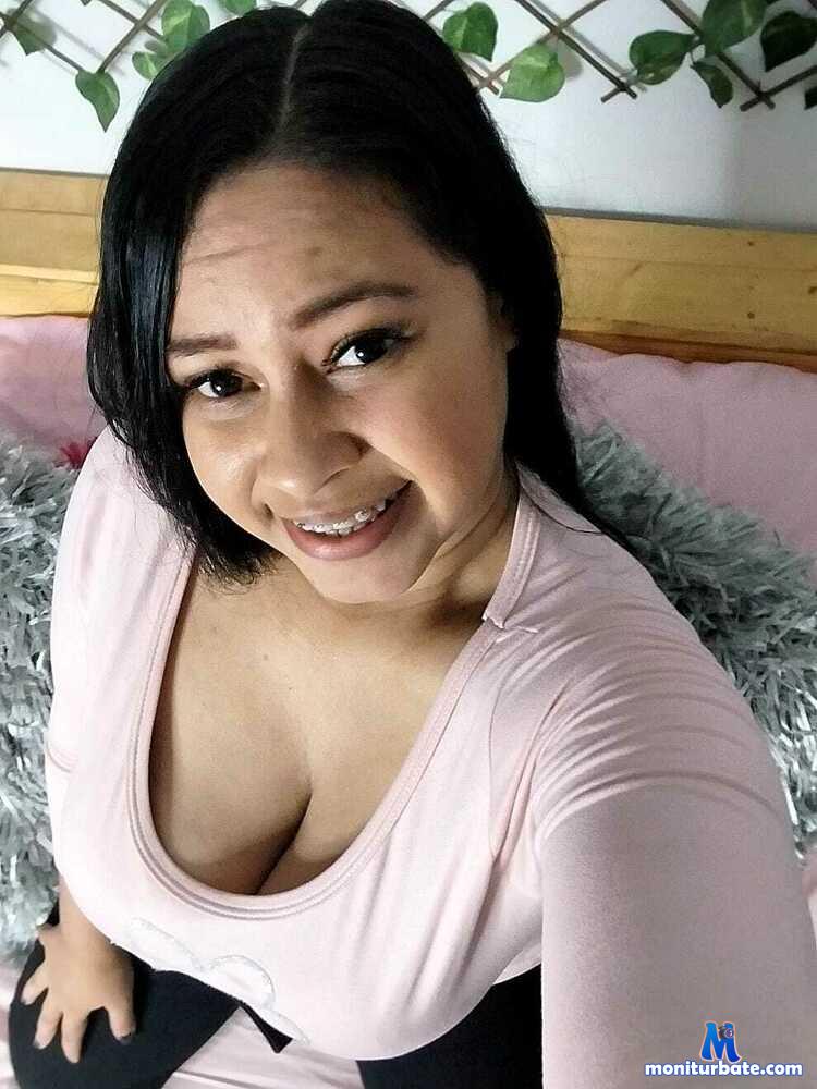 sharonn-11 Camsoda performer 