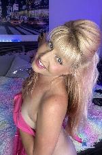 moxiemay Camsoda livecam show performer room profile