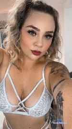 veronicarover Camsoda livecam show performer room profile