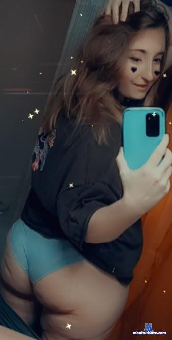lydialuxxx22 Camsoda performer 